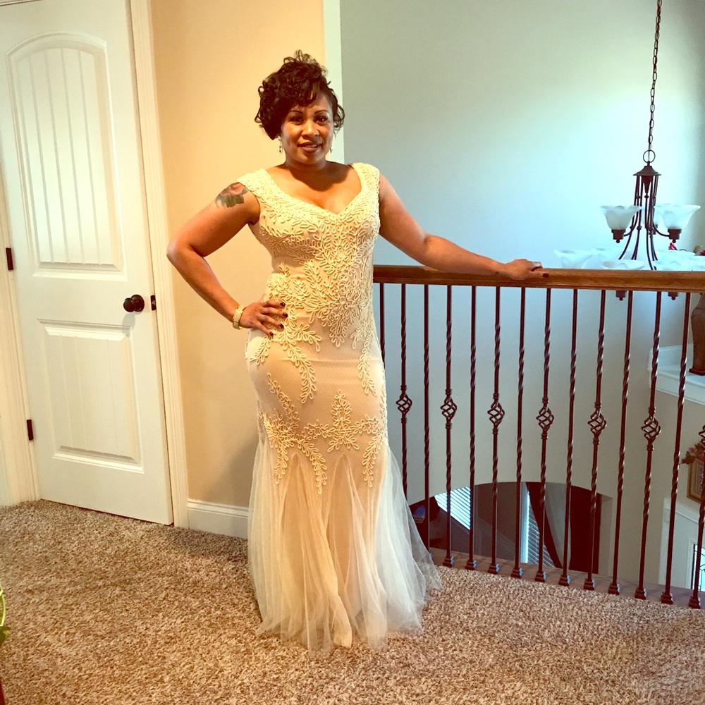 Formal form fitted dress